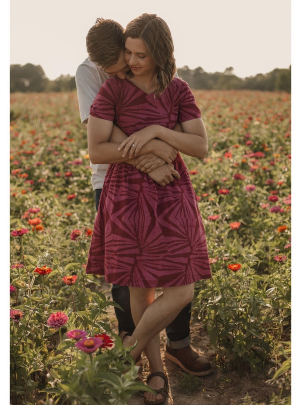 Short-Sleeve V-Neck Mini Dress in Magenta Geometric Print 100% organic cotton